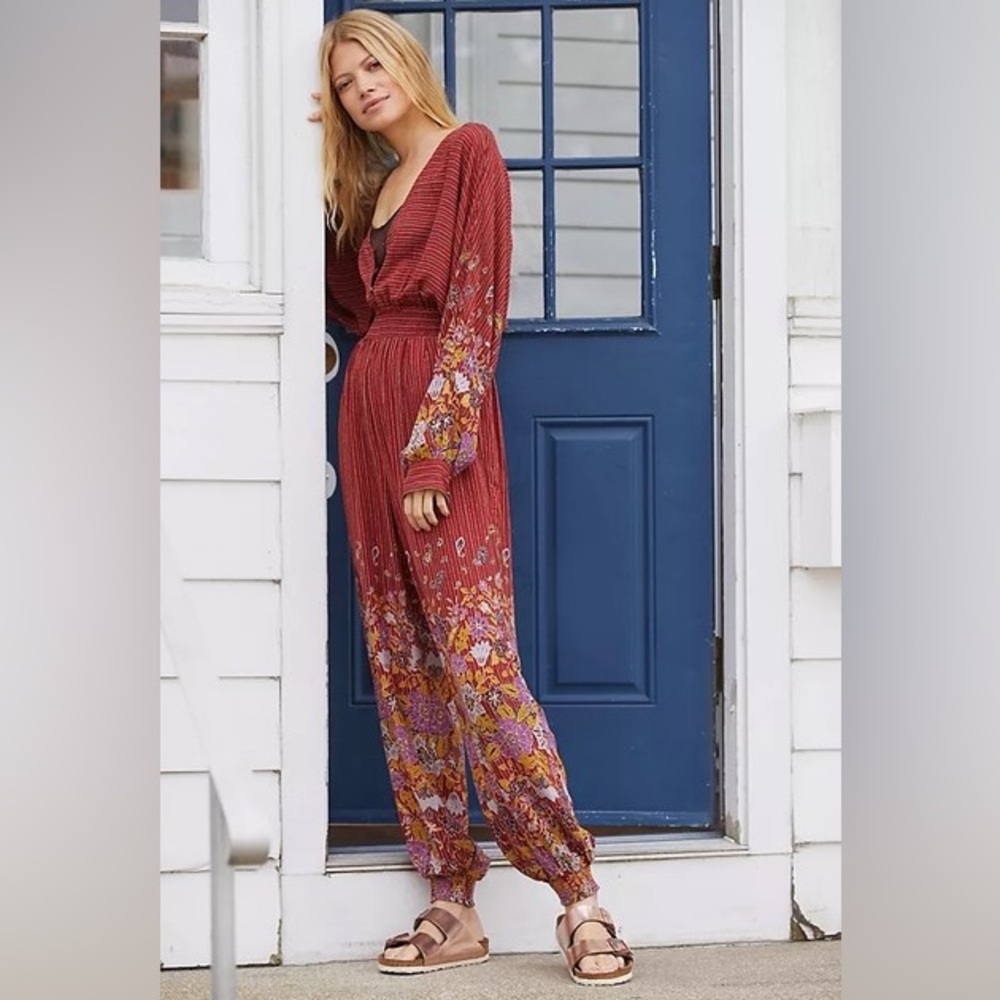 Anthropologie Breezy Open Back Romper Jumpsuit Red Floral NWT SP